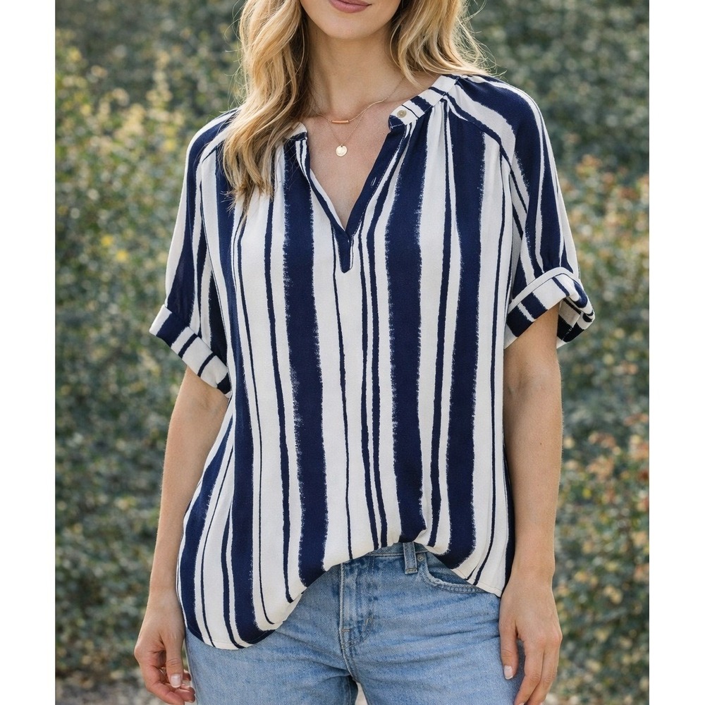 ANA A New‎ Approach Navy Blue White Striped Split Neck Short Sleeve Blouse XS